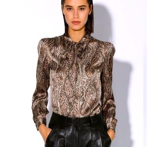 Walter Baker | Linette Top In Desert Paisley